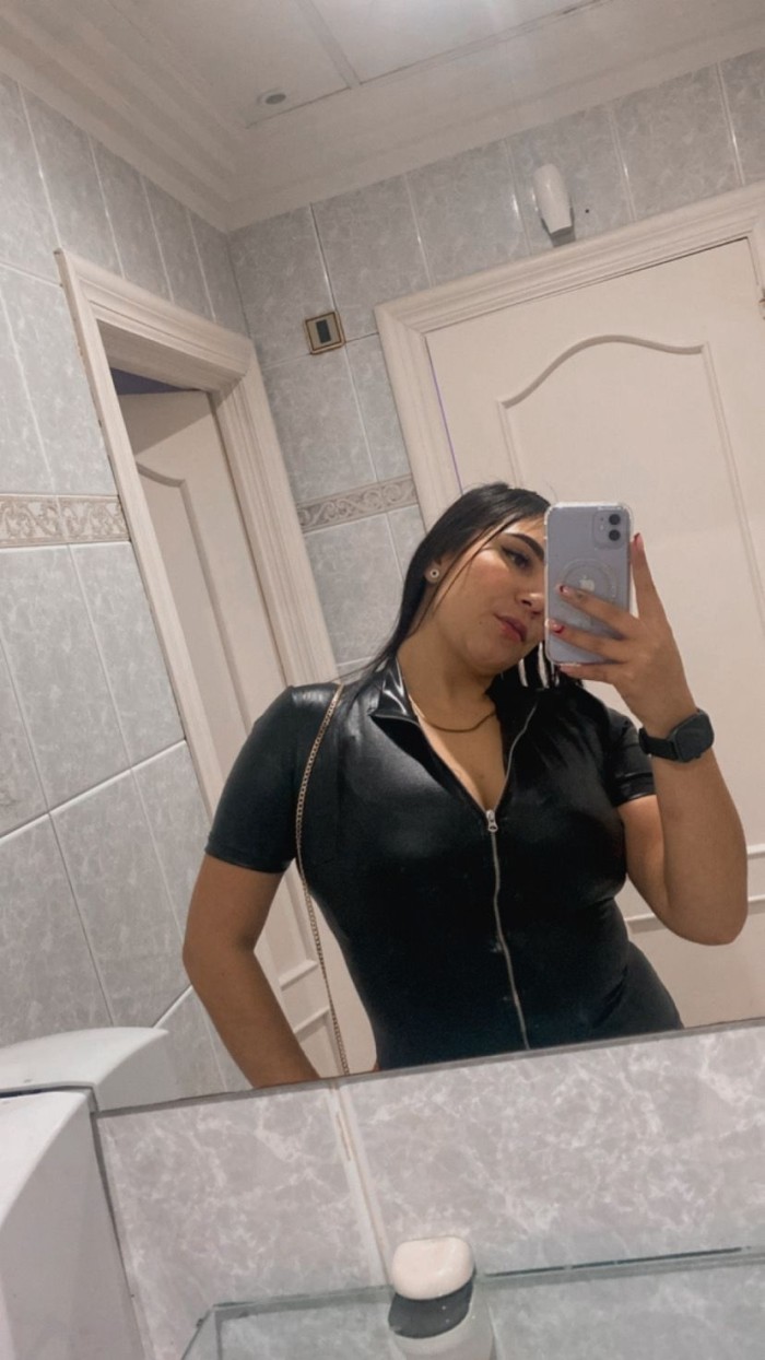 Camila colombiana ardiente en Ciudad Jardín