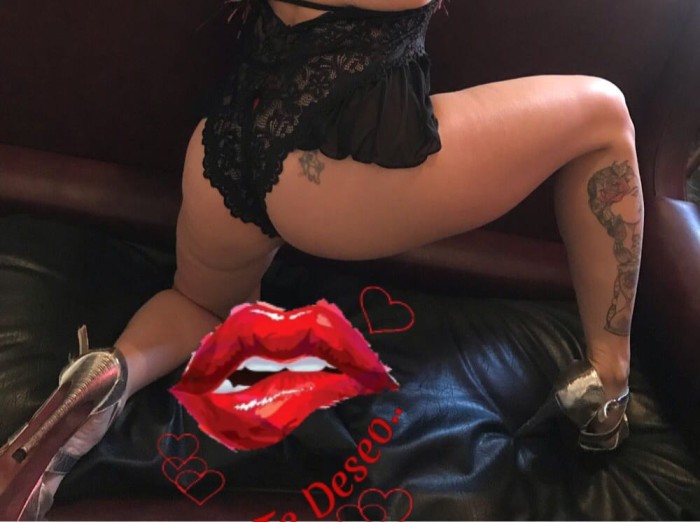 Exótica fiestera juguetona cañera Calafell