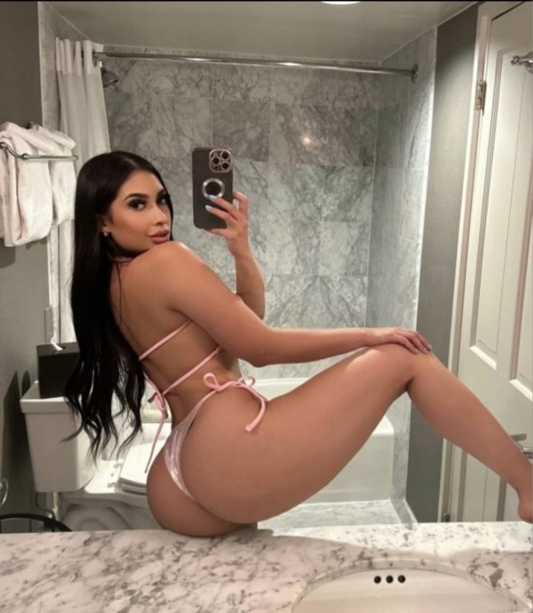 Elena Tantra Beautiful and Sexy