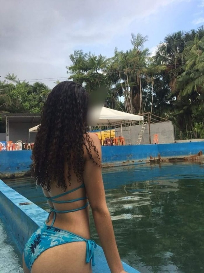 VIVE MOMENTOS DE MUCHA PASIÓN Y LUJURIA