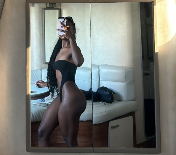 LORENA Sexy cañera complaciente