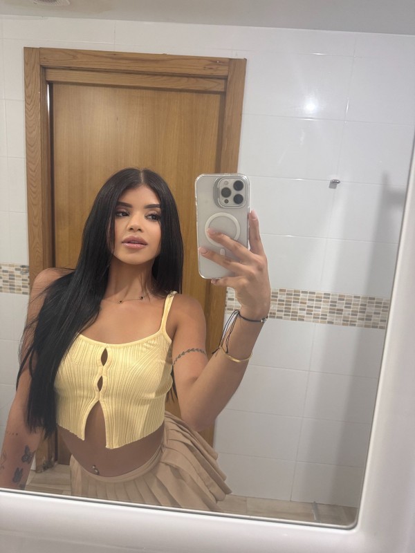 Zara – Venezolana Acompañante de Lujo en Ibiza