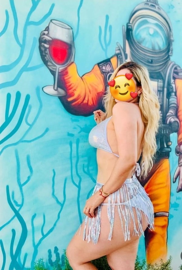 Colombiana bella por tu ciudad