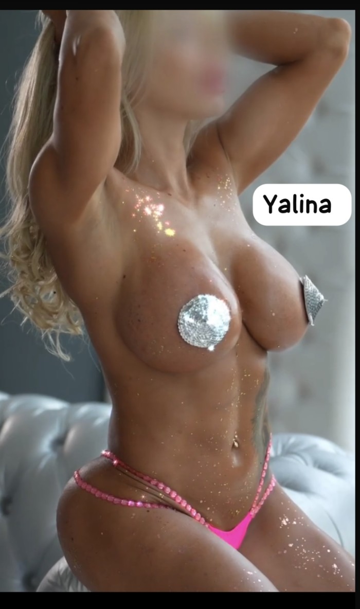 Espectacular bombón cubana
