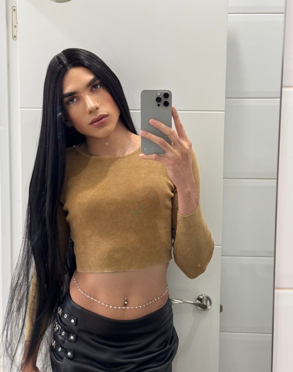 Pollona Extrovertida latina Gretta, cañera, morbosa besos y mas…