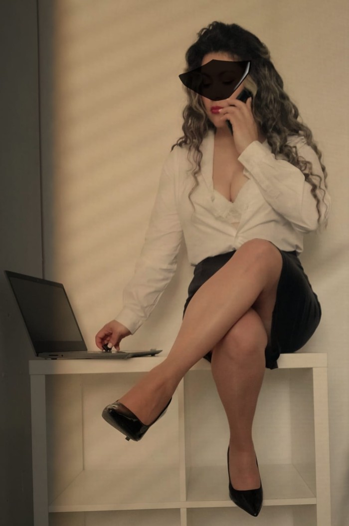 LOCAL PRIVADO Y EQUIPADO PARA TUS FANTASIAS