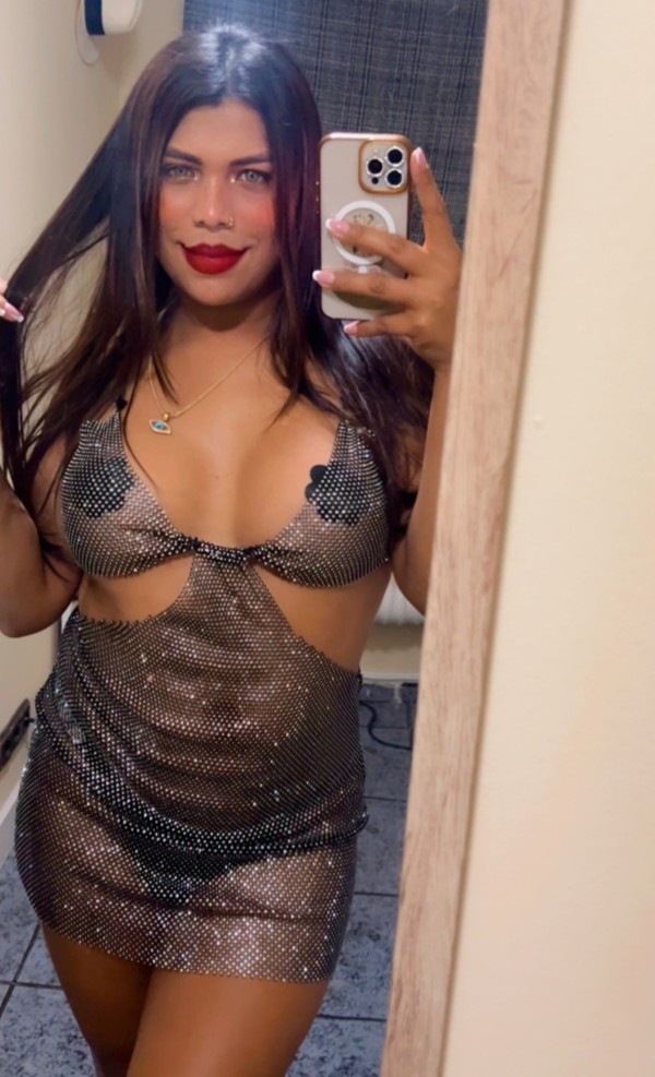 Disponible tu Bella trans Valentina Durán colombiana fiestera