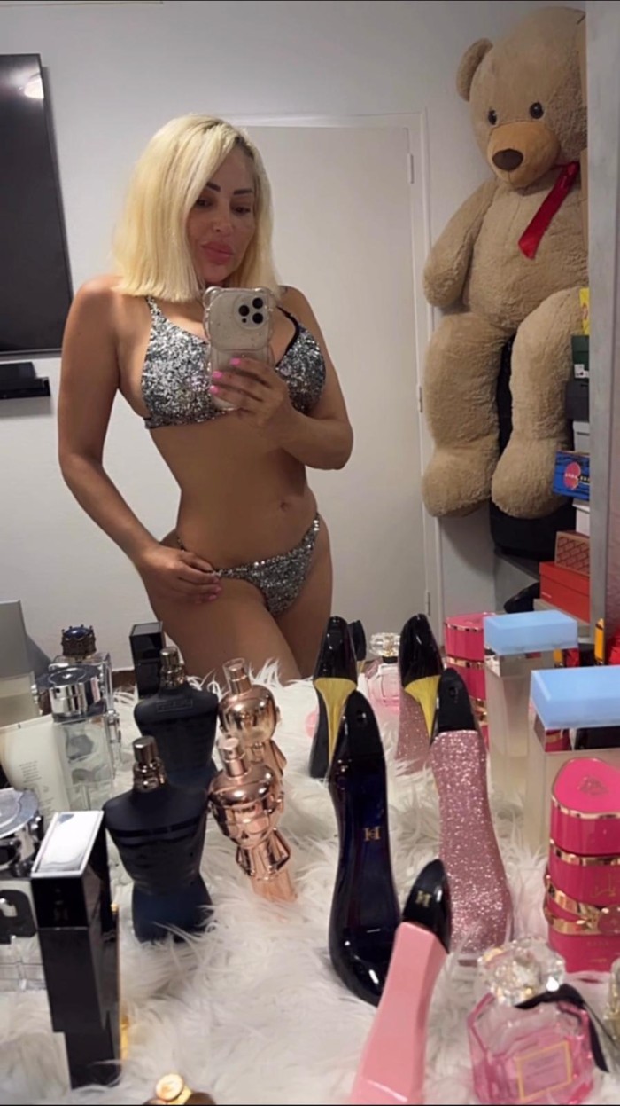 CLOE RUBIA VENEZOLANA MAMADAS A PELO ! 692622837