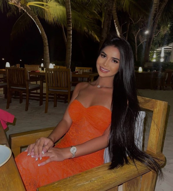 Salidas 24 h outcall 24 h white party