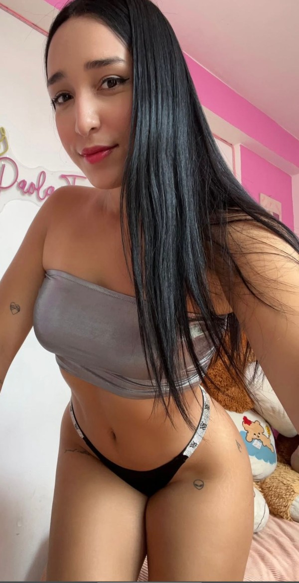 Morena curvas reales por tu zona Bravo Murillo