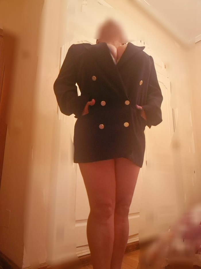 Madurita sexy morbosa con ganas de complacerte