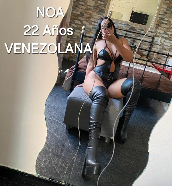 Jovencita elegante y educada recién llegada a Mostoles