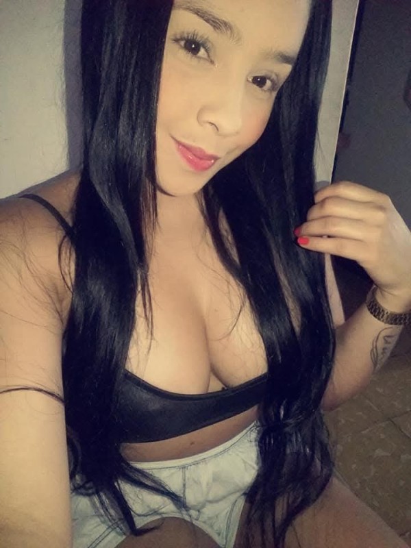 SOY SILVANA  UNA JOVEN  CON MUCHA EXPERIENCIA