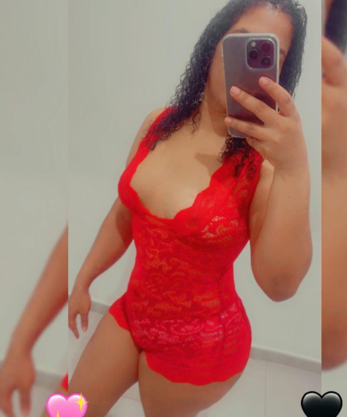 Soy MUY caliente y muy puta para darte placer