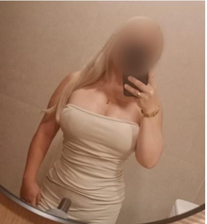 La reina del.frances y griego en almendralejo tbien Salidas