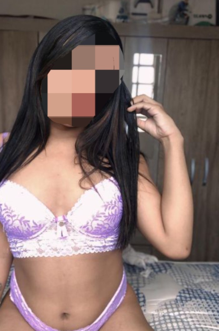 Latina besucona traviesa y amorosa como te gustan