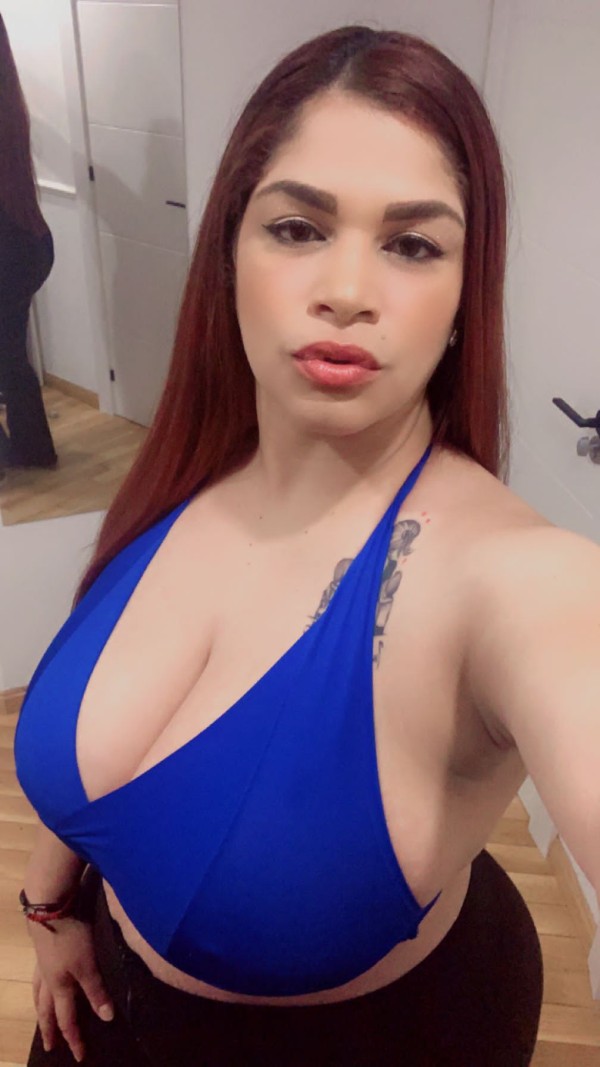 BELLA COLOMBIANA CARIÑOSA Y ESPECIALES EN VITORIA