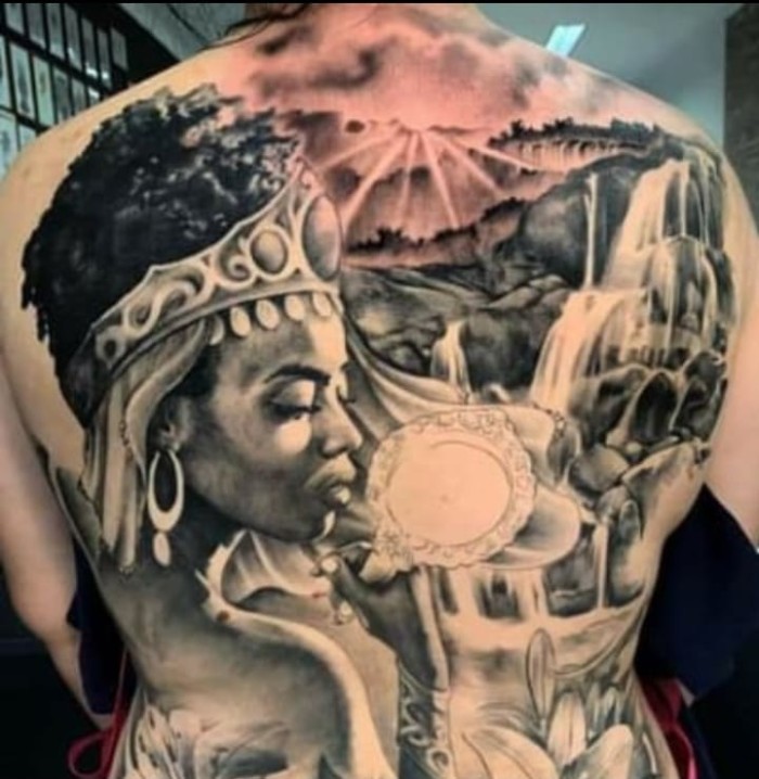 Disponível solo vídeo chamada.. venda conteúdos.