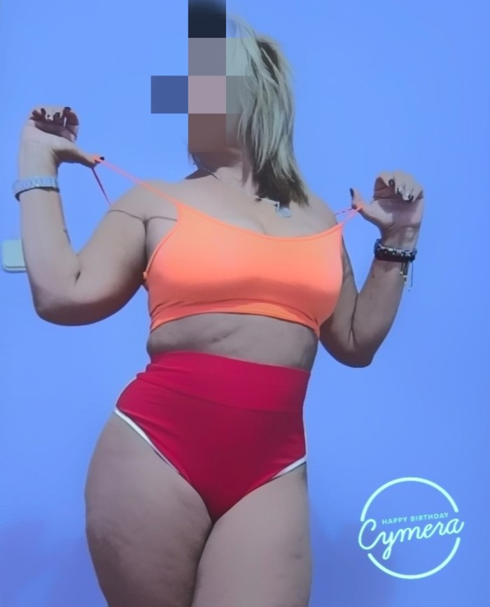 Curvas de infarto clara colombiana madurita rubia