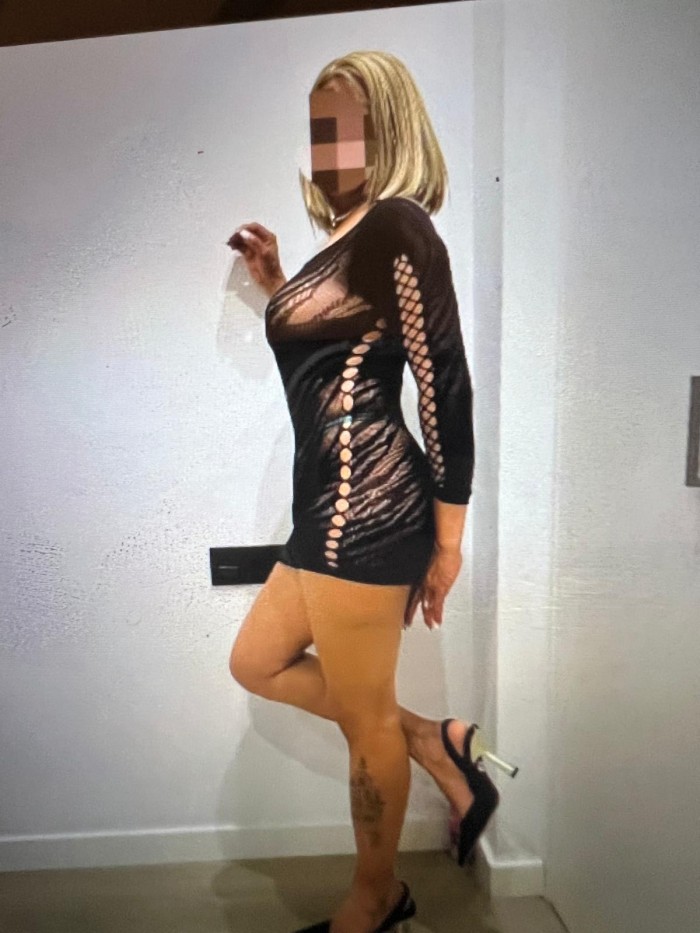 Dominicana sensual con ganas de sexo