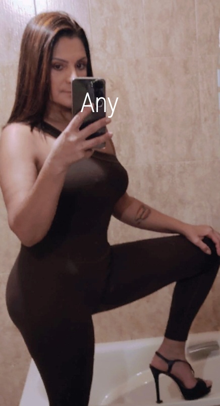 Any mujer Madura elegante agradable educada