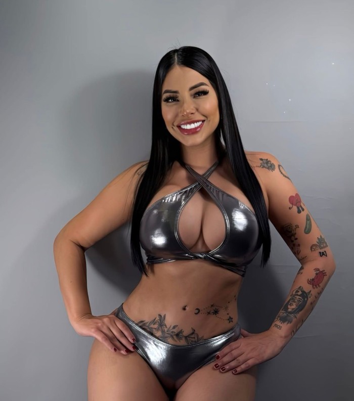 JOVENCITA ESPAÑOLA GUAPÍSIMA SÚPERNOVEDAD 24H