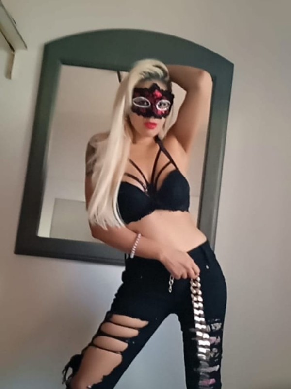 Isis Recien llegada ,todo un encanto y sensualidad