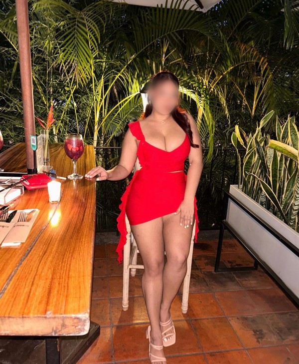 Encanto de mujer seré tu novia tú chica ideal