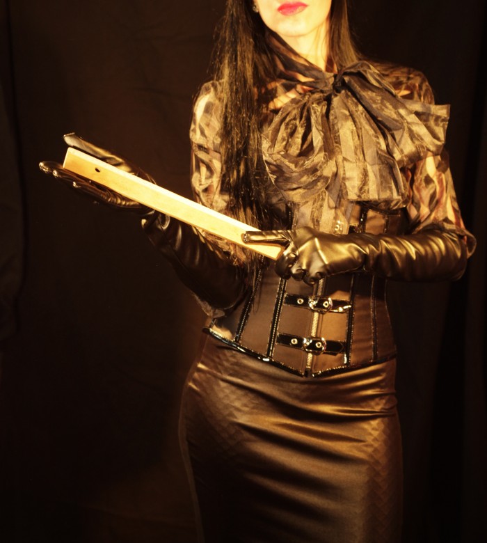 DOMINATRIX PROFESIONAL HIGH CLASS FEMDOM MADRID