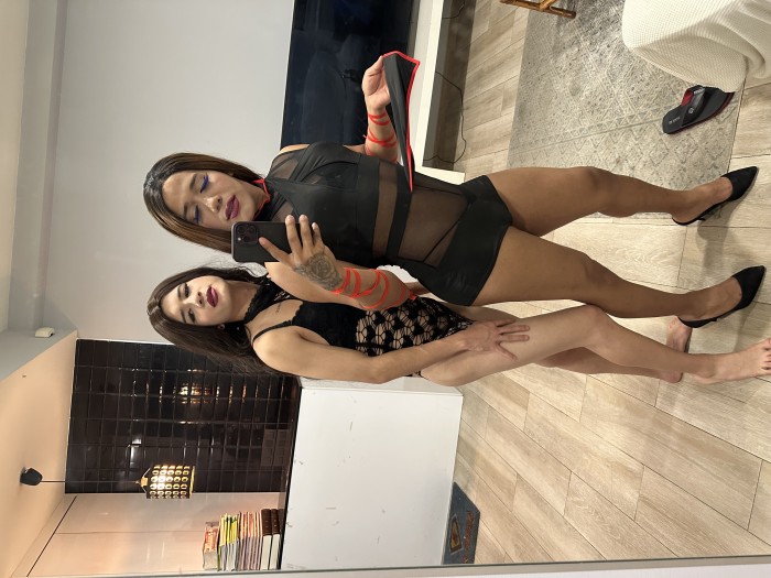 DOS CHICAS TRANS CAÑERAS SUPER DOMINANTES