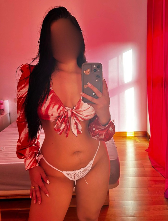 HERMOSA, SEXY Y MUY CACHONDA