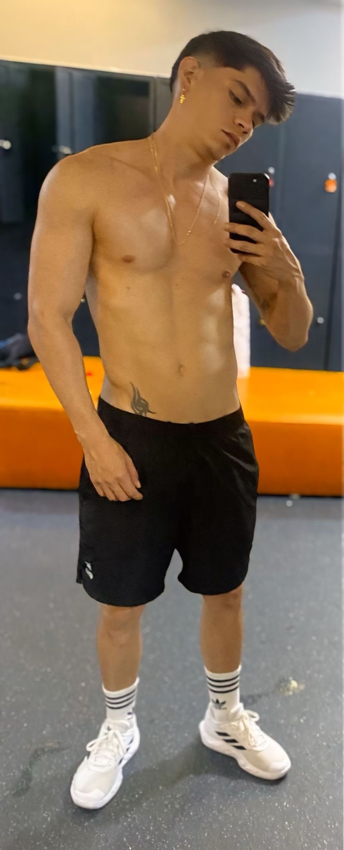 Latino masculino