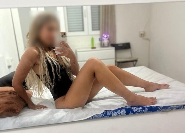 SABRINA, MI ENERGIA NO SE EXPLICA SE SIENTE