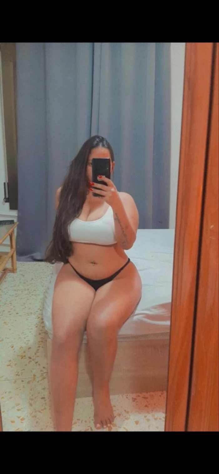 cariñosa morbosa y complacente