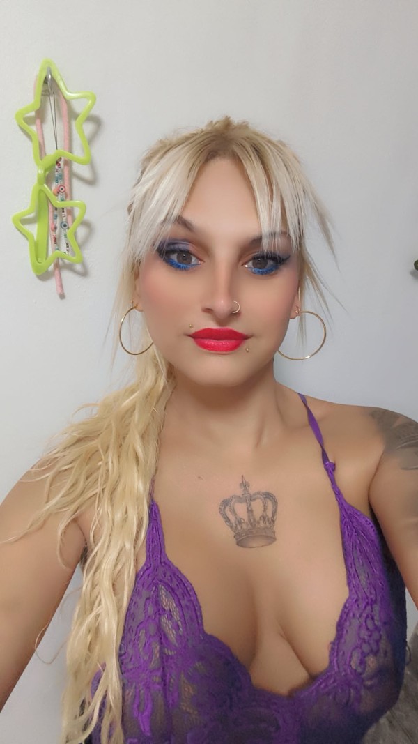 GALLEGA BDSM ABDL sexo natural casa rural bosque privado zona discreta