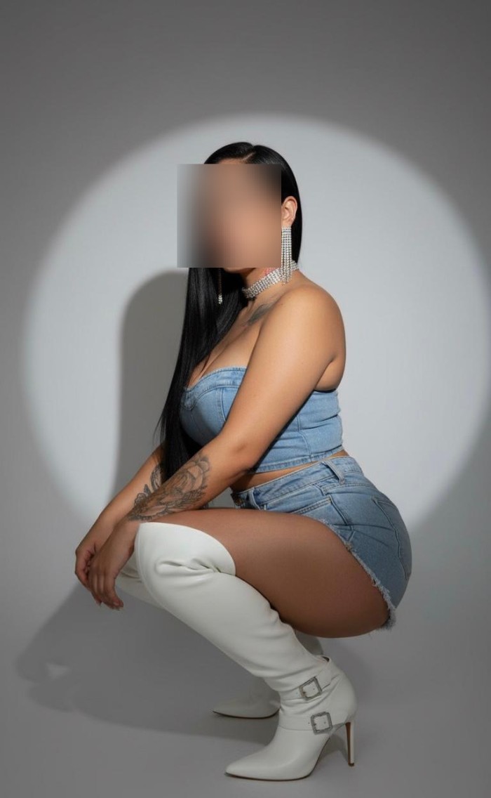 Elegante discreta independiente llámame