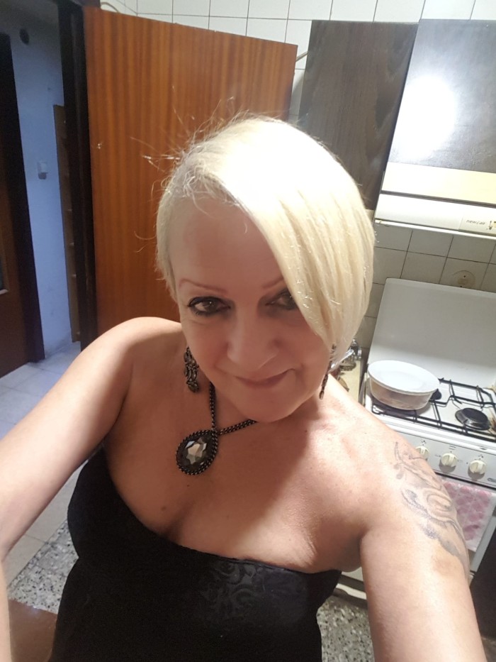 DE 9 A 23H.DOMINANTA.CHUPONA.TRAGONA.LECHERA.TODOS