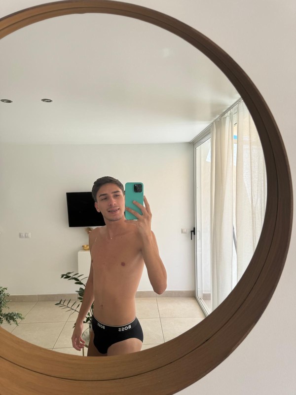 Chico cañero 22 años Segovia