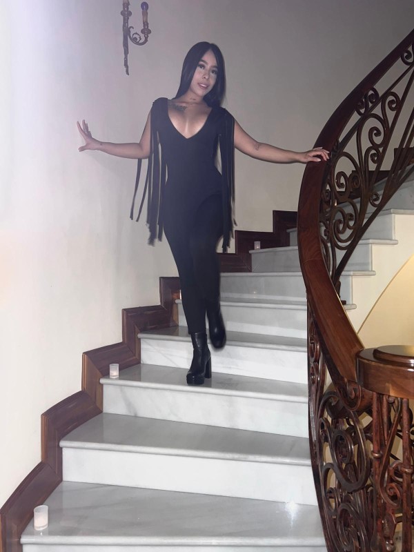 Alba, colombiana delgadita en BENIDORM