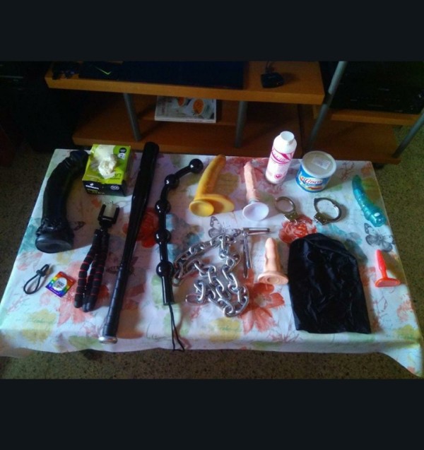 Latino tatuado fibrado hetero bisexual