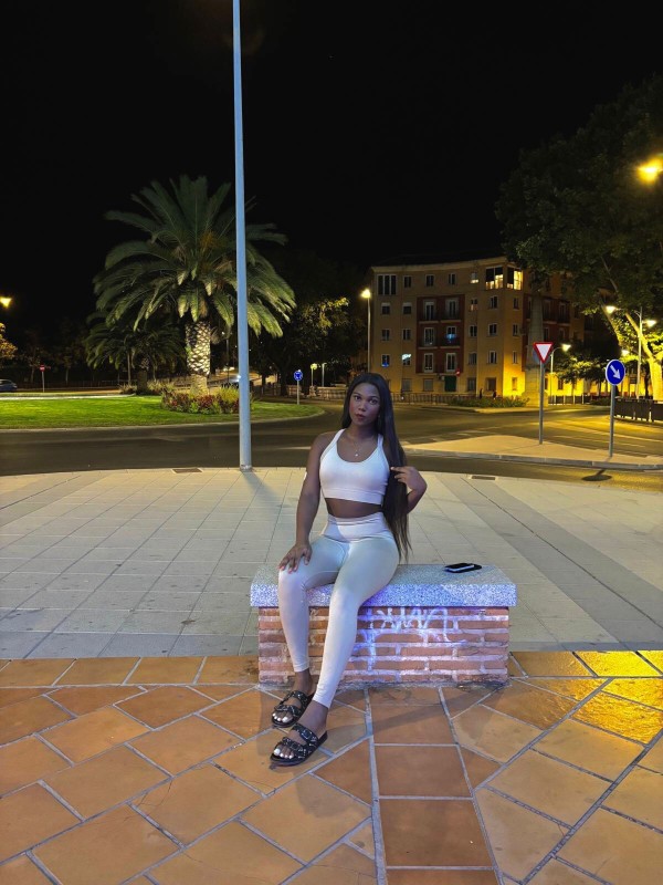 Morena Ardiente dispuesta a tenerte