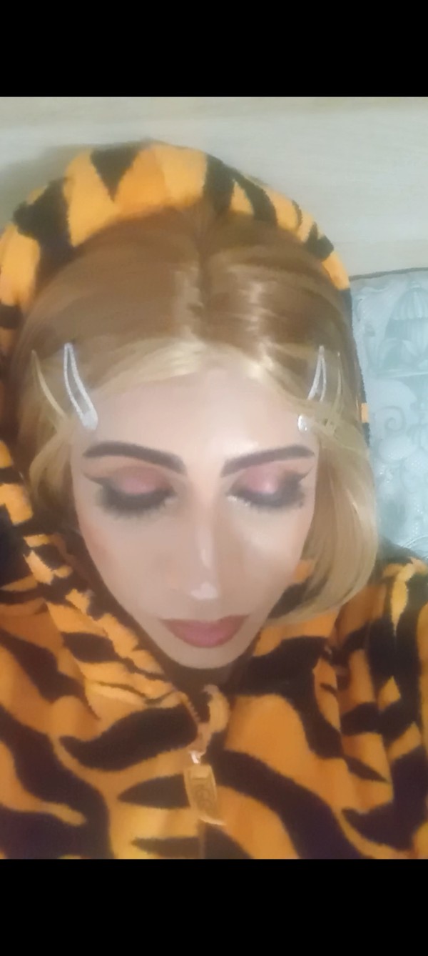 Dulce travesti fitness jovencita versatil bisexual latina muy caliente