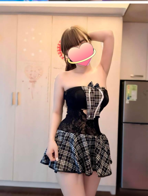 NUEVAS ESCORTS SEXYS CACHONDAS EN TU ZONA