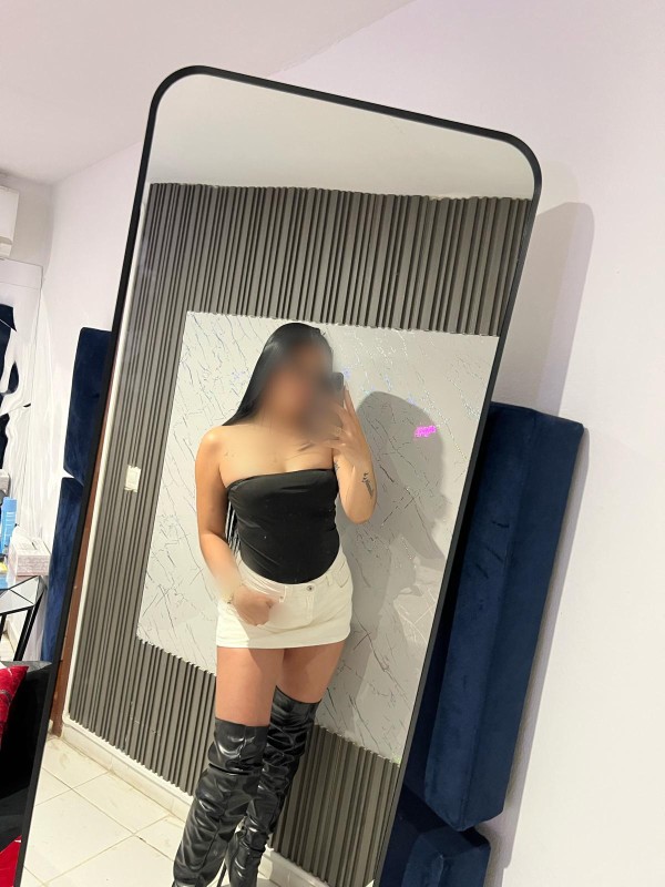 COMPLACIENTE Y ARDIENTE