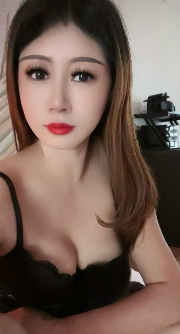 Somos nueva chica asiática primera llega las palmas de GRAN canaria