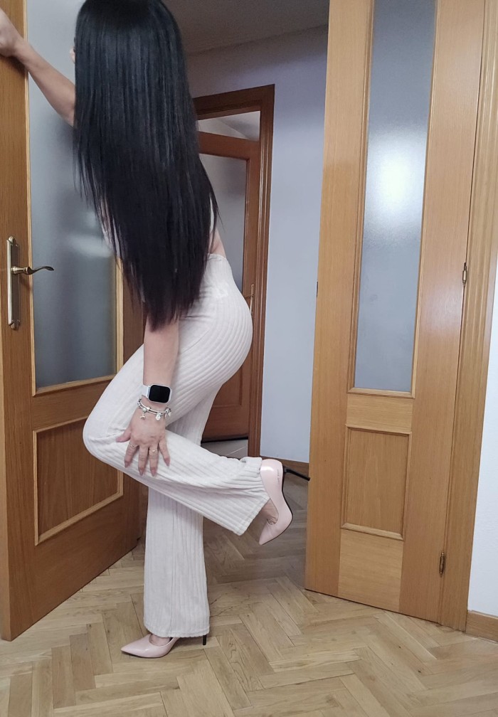 HERMOSA MADURITA BRASILEÑA CUERPAZO RECIÉN LLEGADA