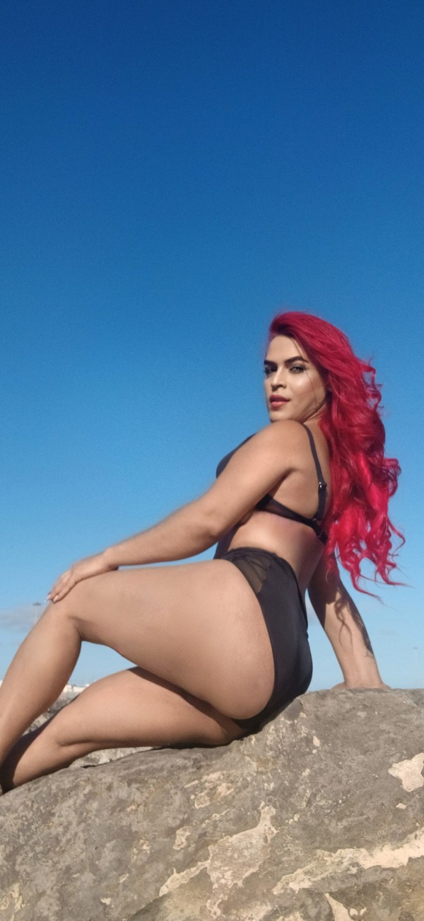 Novedad Colombiana trans super fiestera