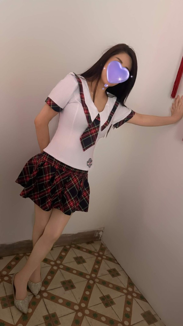 NUEVAS MASAJISTAS Y ESCORTS JOVENES SEXYS MUY CACHONDAS