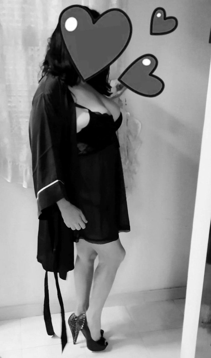 Ferrol casada escondida 62 gordita sexi particula