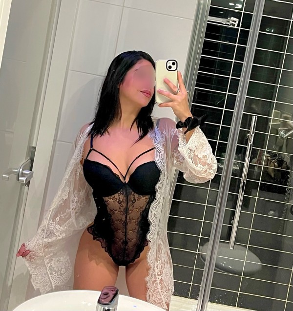 Latina Nueva en tu ciudad